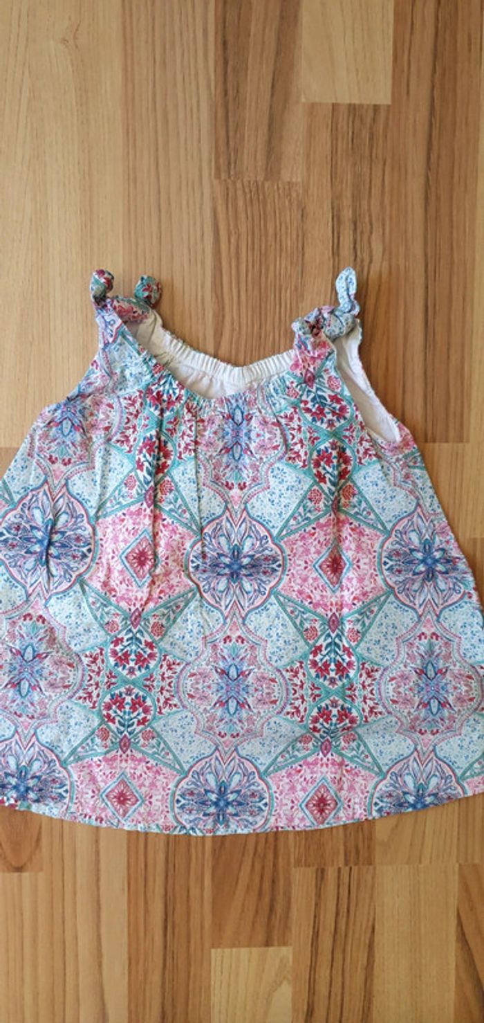 Robe baby Gap et sa culotte 12 18 mois - photo numéro 2