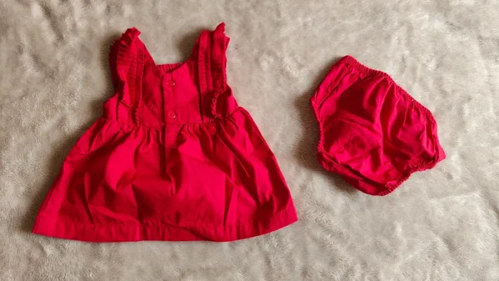 Robe et bloomer 1 mois - photo numéro 2