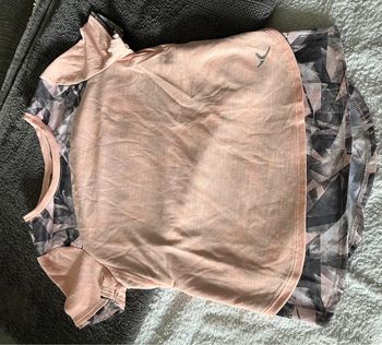 5/6 ans décathlon tee shirt sport pêche gris