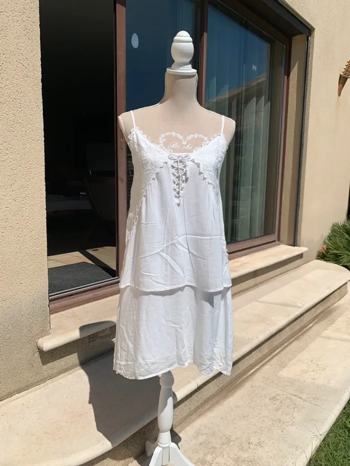 Robe à bretelles blanche Comptoirs des Cotonniers taille S 36 - photo numéro 2