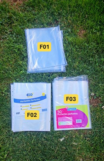 Fournitures scolaires – pochettes transparentes