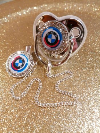 Tétine argenté BMW 50 ans