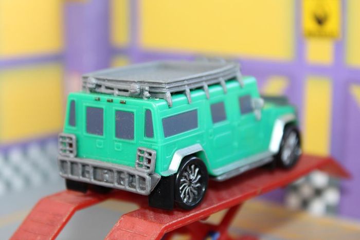 Disney Pixar cars TJ Hummer - photo numéro 5