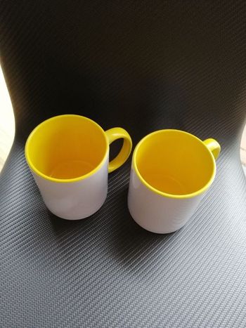 Lot de 2 tasses neuves