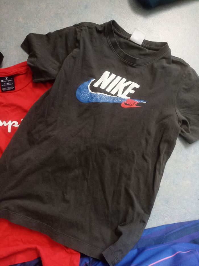 Lots 5 tee short  marques 11/12 ans - photo numéro 2