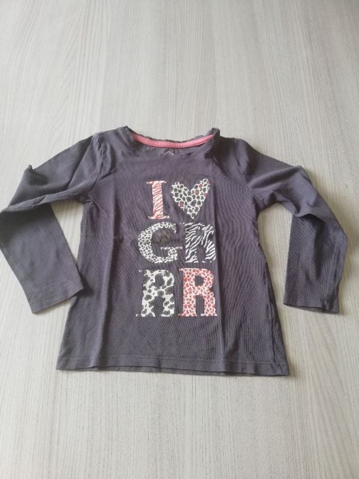 Tee shirt