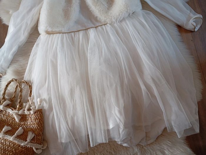 Billieblush 💖 robe cérémonie 4 ans blanc avec gilet a poil - photo numéro 4