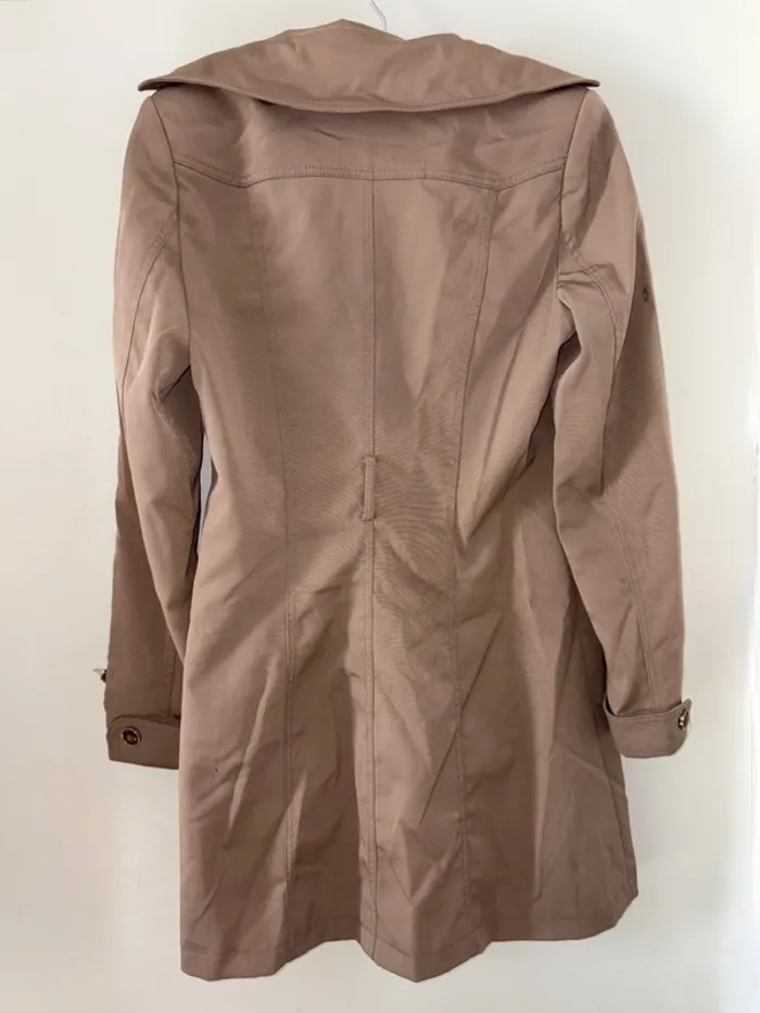 Trench femme taille 38 beige en très bon état - photo numéro 6
