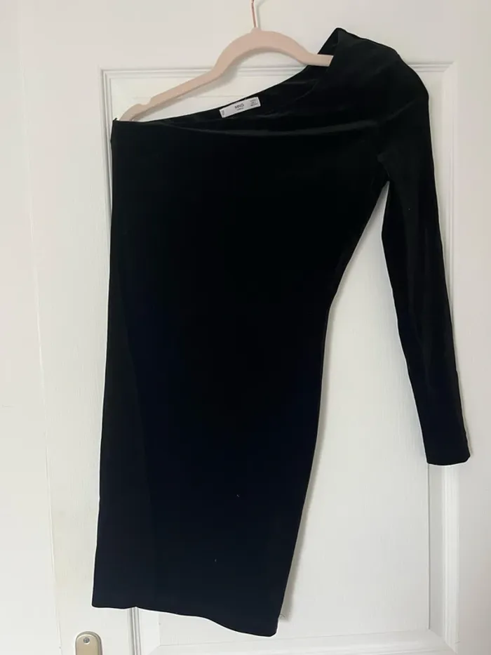 Robe one shoulder noir velours