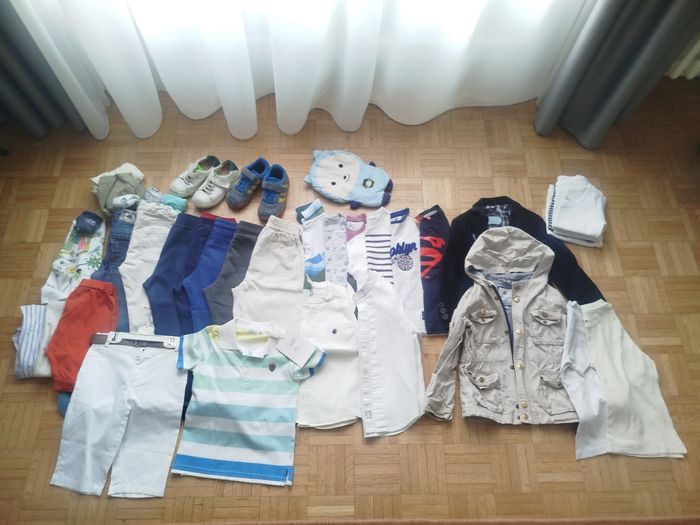 Lot vêtements de printemps garçon 4 ans