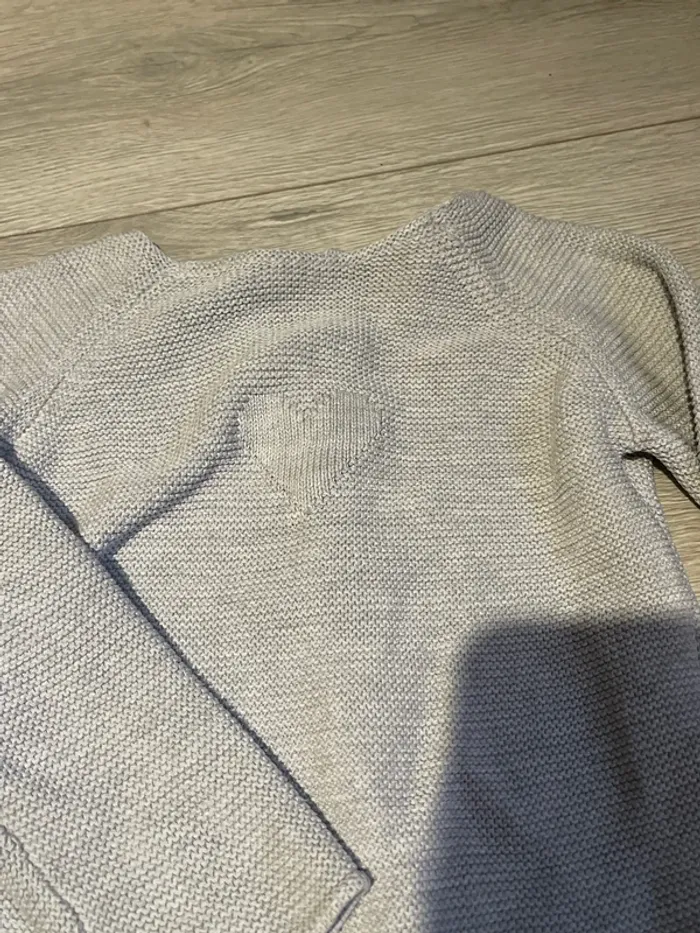 Pull cœur gris - photo numéro 2