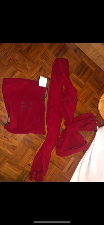 Bonnet gant et écharpe