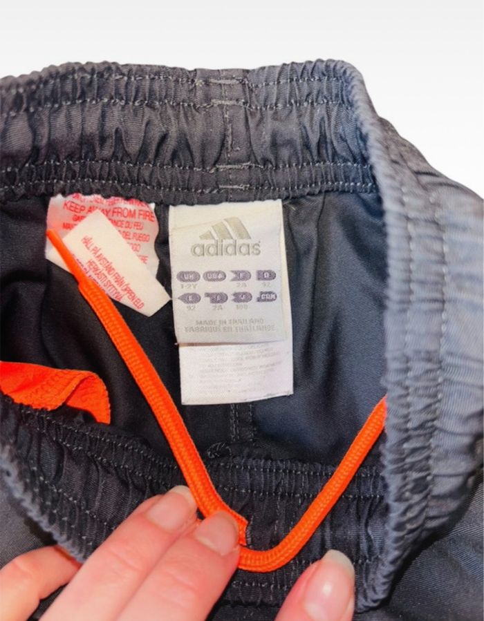 Short adidas 24 mois - photo numéro 3