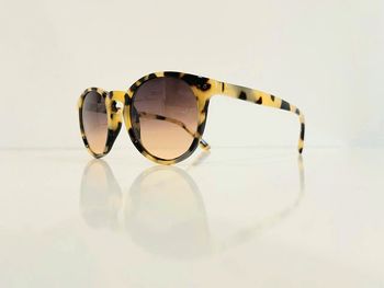 Lunette de soleil mixte léopard verres dégradés uvprotection catégorie 2