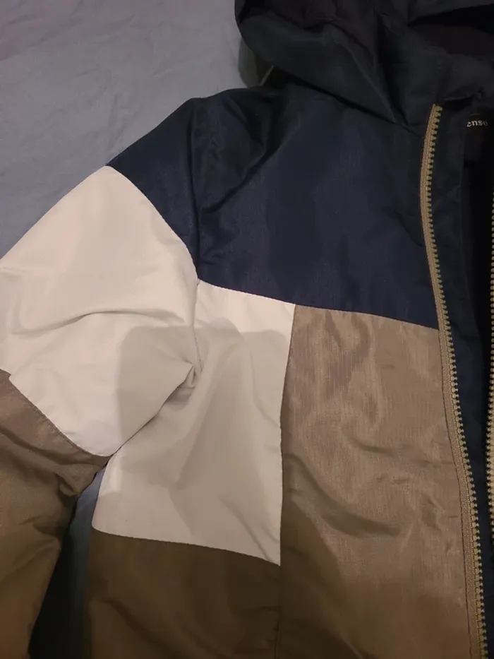 Blouson taille 10 ans - photo numéro 2
