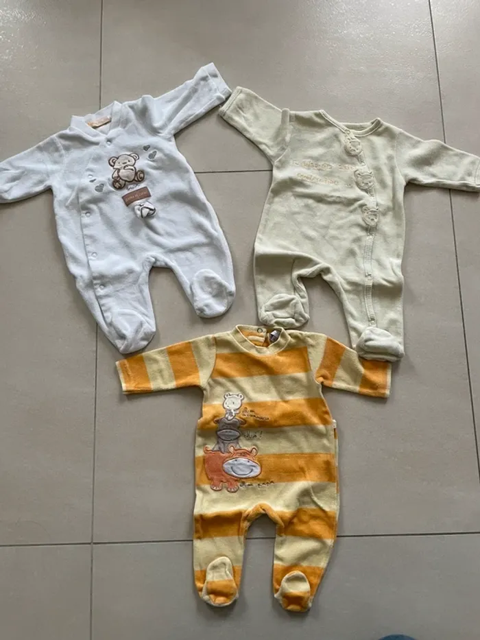 Pyjamas bébé fille 1 mois - photo numéro 6