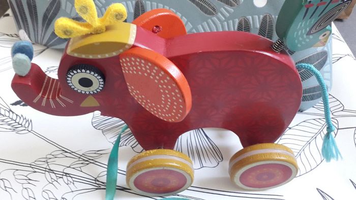 Elephant en bois Djeco - photo numéro 2