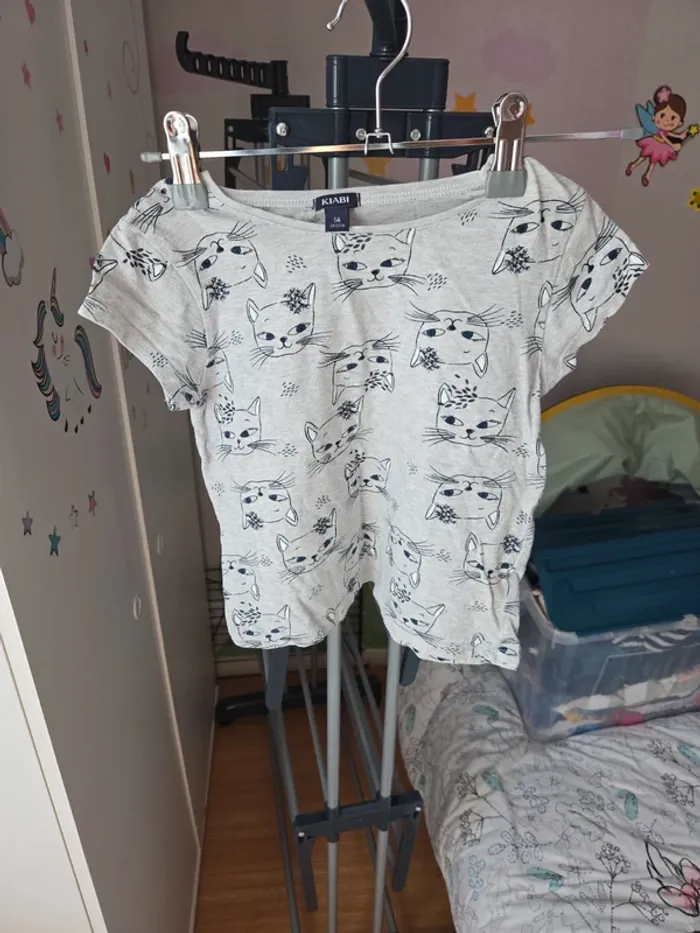 Tee shirt taille 5 ans - photo numéro 3