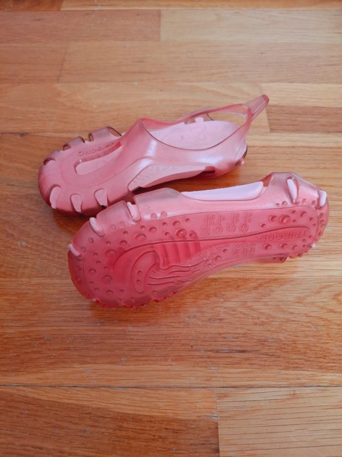 Chaussures de plage piscine Tribord Decathlon Pointure 26 rose clair - photo numéro 3