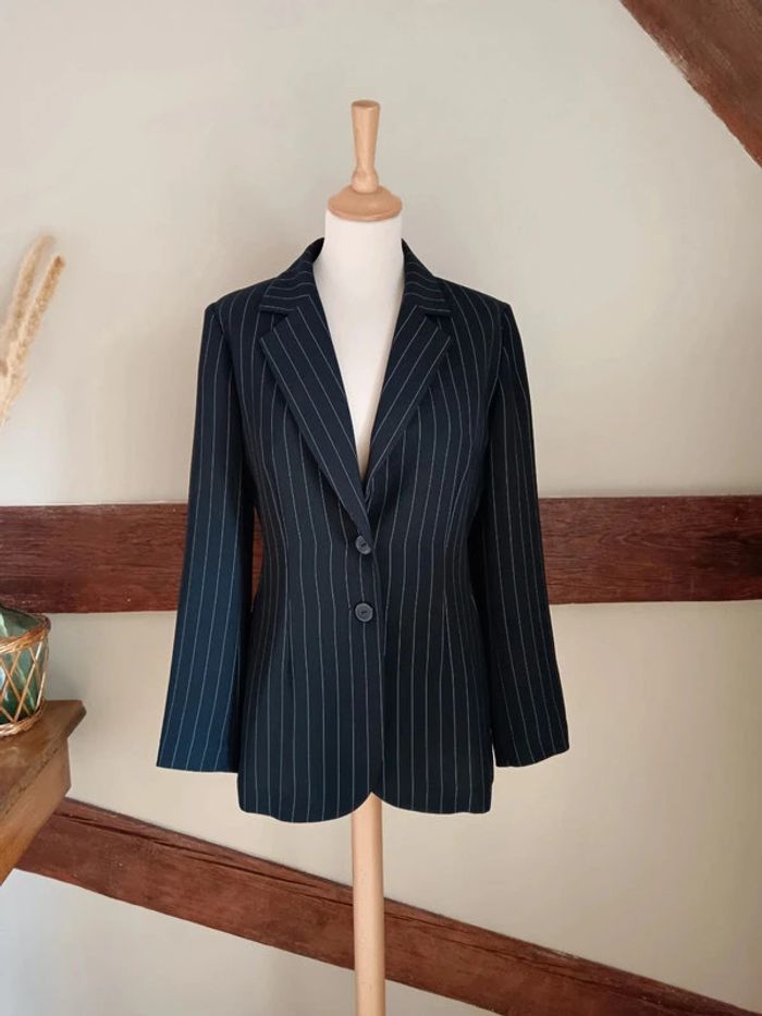 Ensemble tailleur blazer pantalon bleu marine rayures blanches - photo numéro 8
