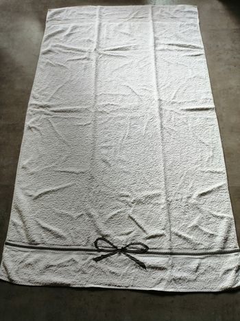 serviette beige et marron