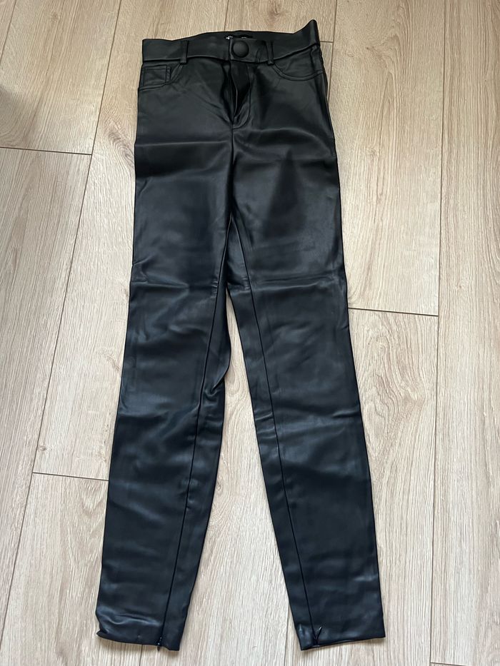 Pantalon Zara similicuir