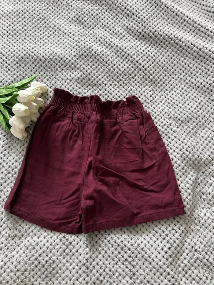 Short fille - photo numéro 3