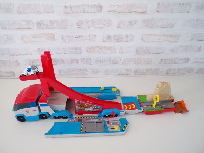 Camion tremplin 2 en 1 - Paw Patrol - Pat patrouille