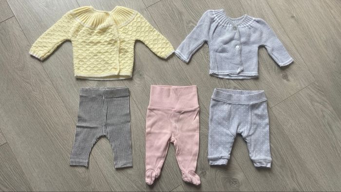 Lot vêtements bébé fille 1 mois - photo numéro 1
