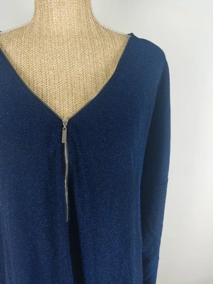 Robe mi-longue manches longues noire paillettée bleu électrique taille 54 M&S Mode - photo numéro 4