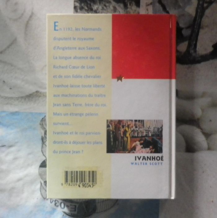 Ivanhoé de Walter Scott Bibliothèque Rouge & Or - photo numéro 2