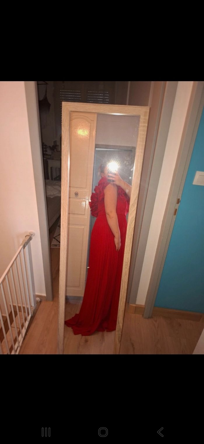 Robe rouge longue - photo numéro 5