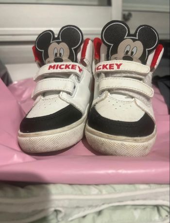 Basket Mickey taille 21