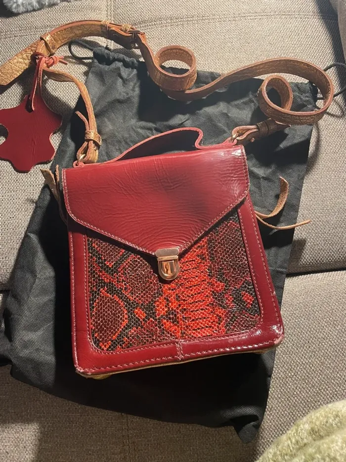 Mistinguette Édition limitée rouge grenat Paul Marius 🐍