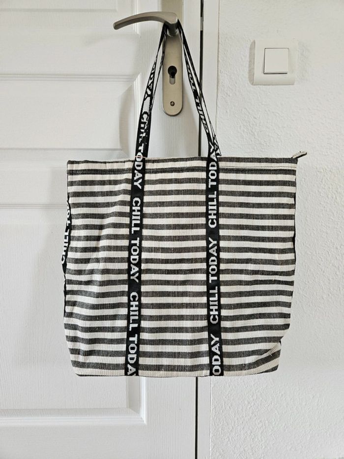 Sac à main rayé noir et blanc neuf - photo numéro 3