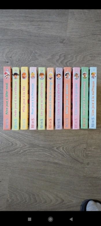 Collection de 11 livres p'tite fille fleurus