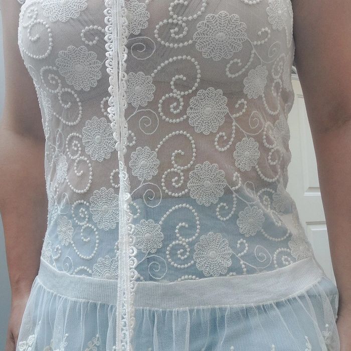 Joli haut pour taille 38 - photo numéro 2