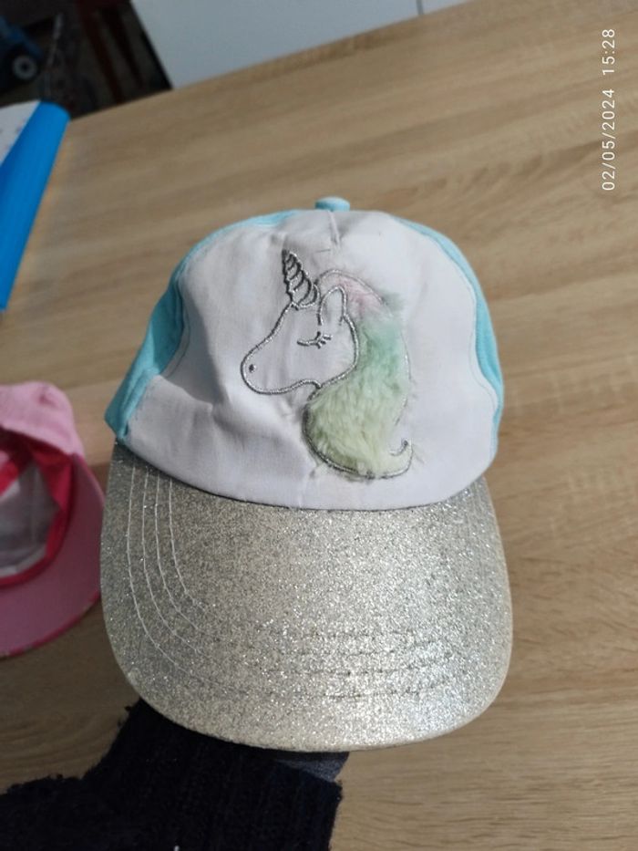 Casquettes - photo numéro 5