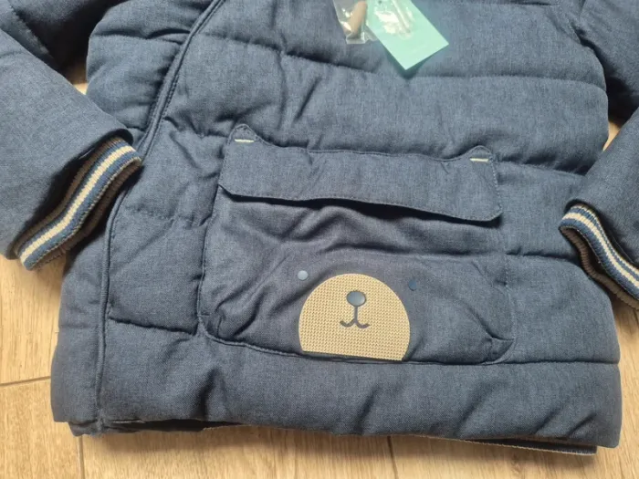 Blouson chaud "obaibi" bleue motif ourson 5 ans en excellent état - photo numéro 3