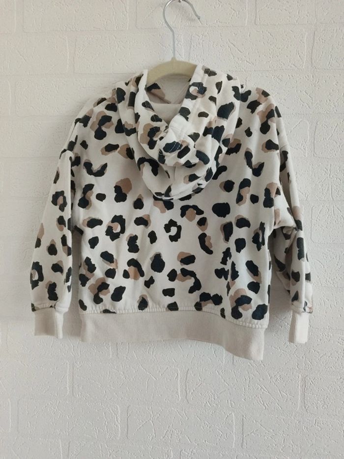 Sweat Primark 2/3 ans - photo numéro 2