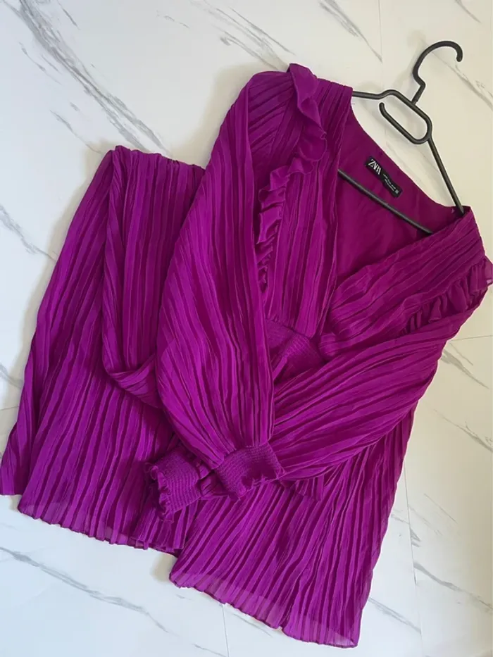 Robe midi plissé Zara taille XS - photo numéro 3