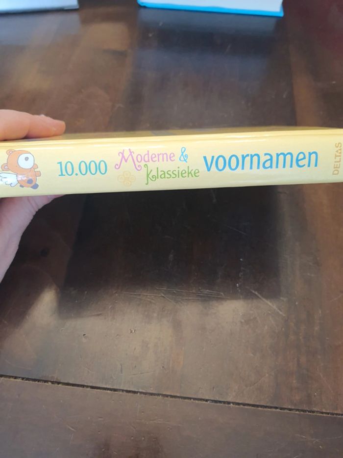 Boek 10.000 Moderne & Klassieke Voornamen - photo numéro 4