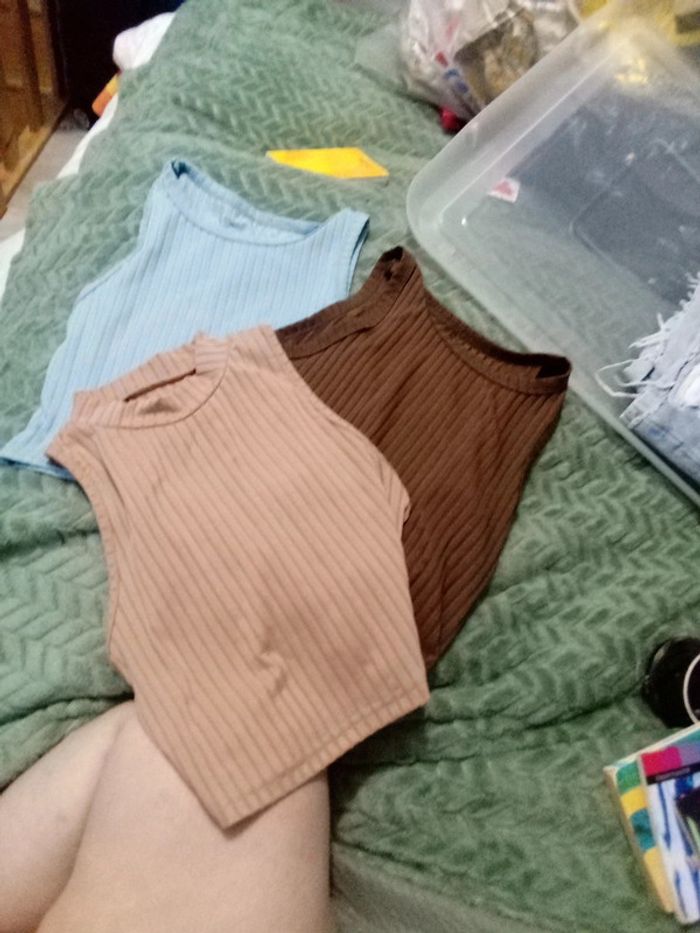 3 crop top - photo numéro 2