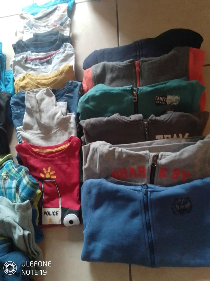 Lot vêtements 6/8ans