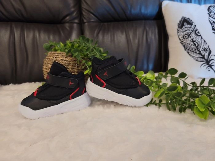 Baskets jordan Max 4 neuve - photo numéro 6