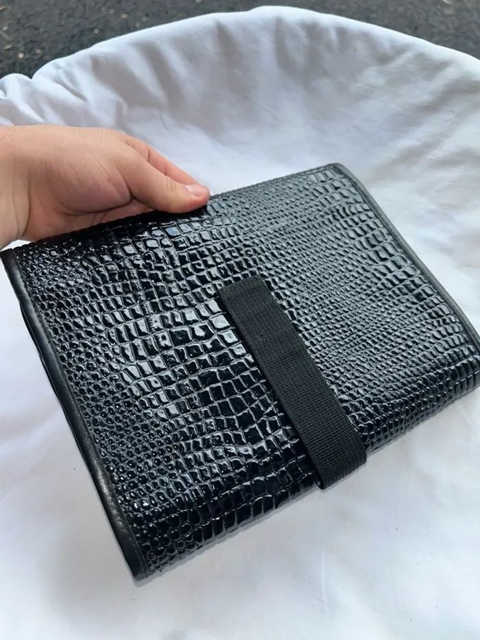 Pochette en cuir vintage - photo numéro 4