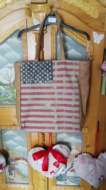 Grand sac neuf valeur 25 e