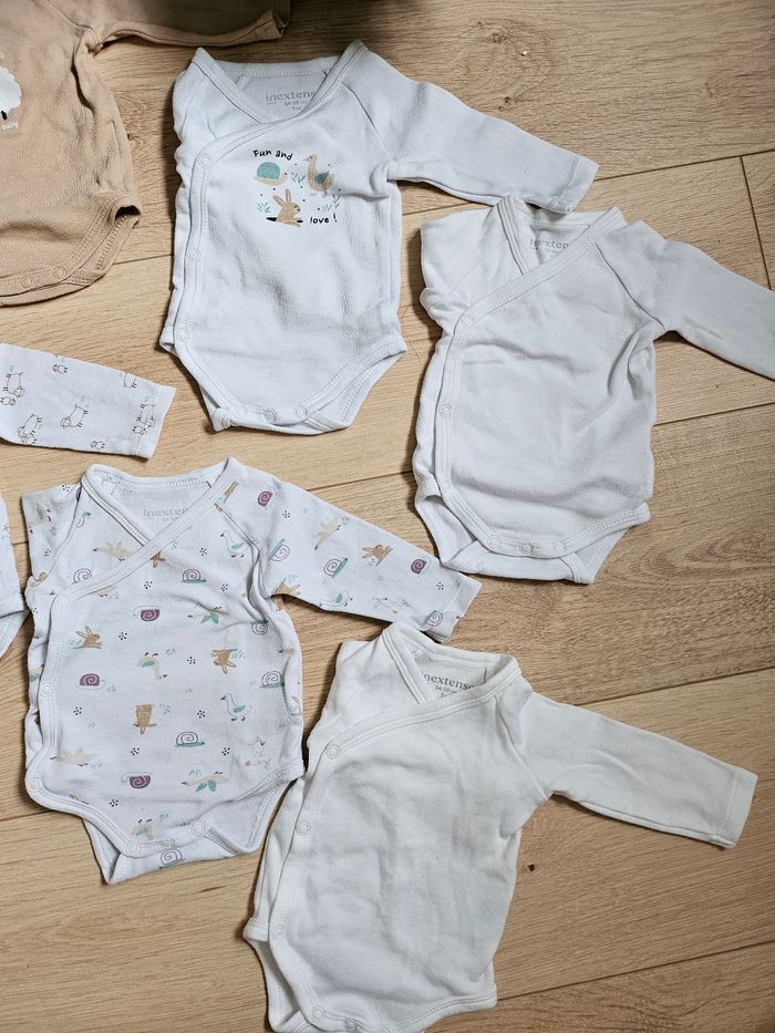 Lot de 6 bodies in extenso 1 mois 🌸 - photo numéro 3