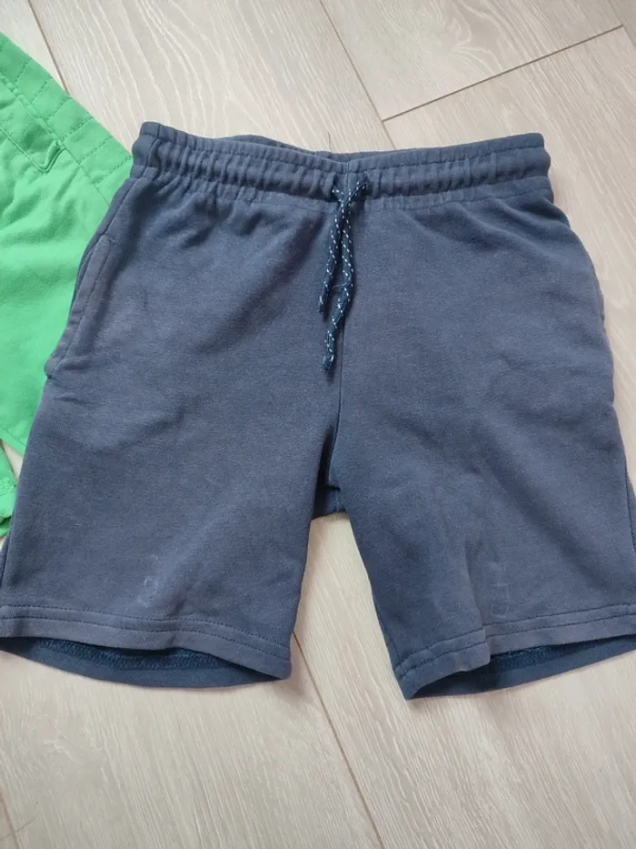 Lot 2 shorts - photo numéro 2