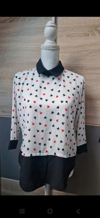 Blouse manches 3/4.
